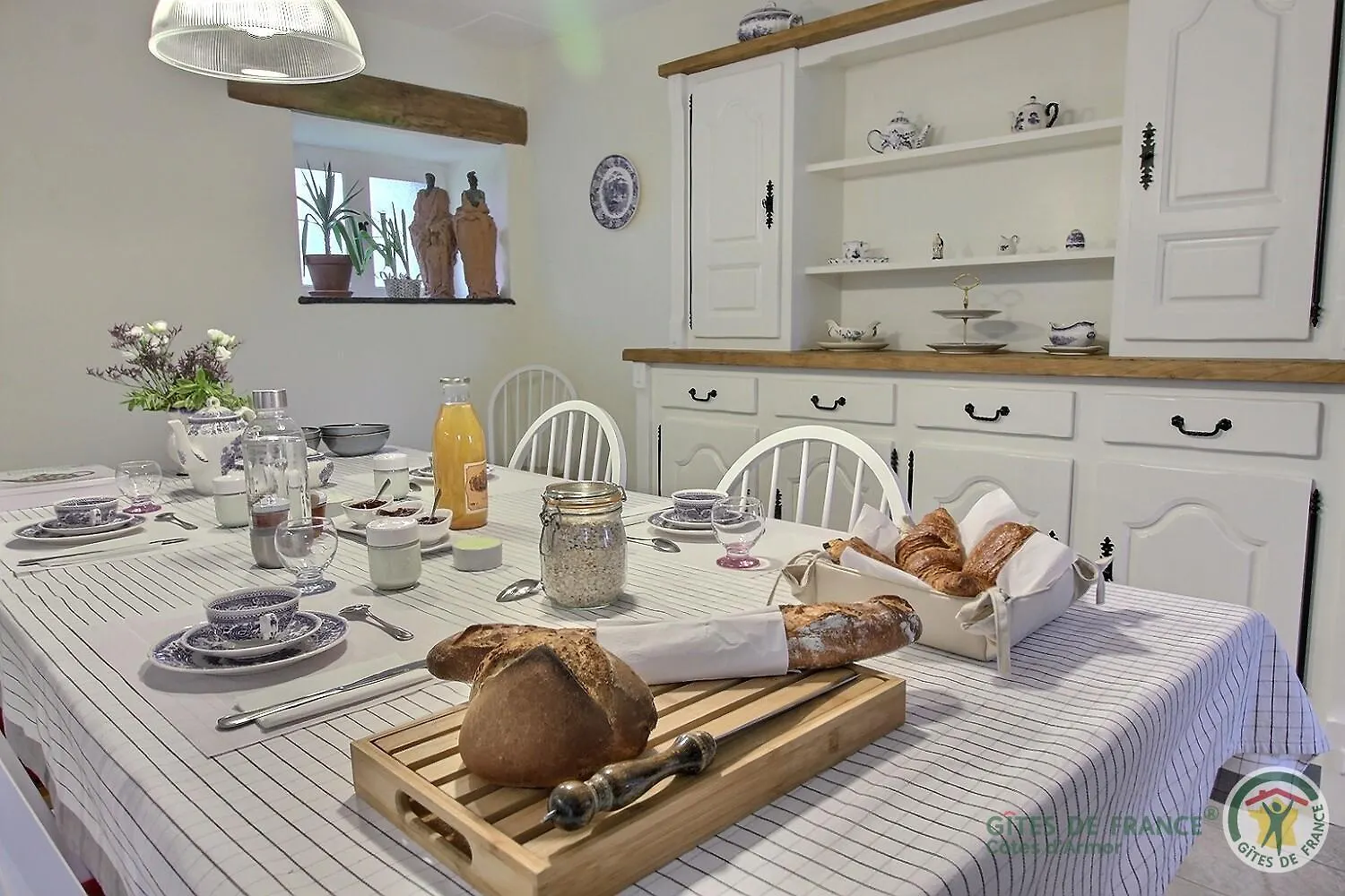 Bed & Breakfast Le Parfum Des Fleurs Bed and Breakfast Plussulien