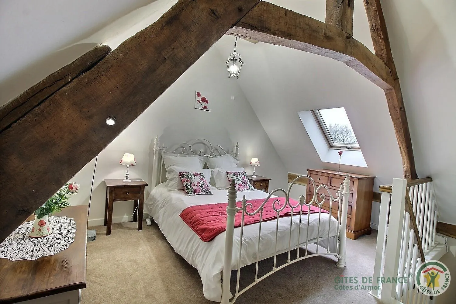 Le Parfum Des Fleurs Bed and Breakfast Plussulien 0*,  Frankrike